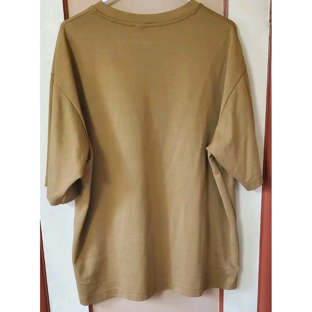 Uniqlo U Airism Oversized Mens Size Medium T-Shirt Brown Cotton Blend NEW! - Picture 3 of 6